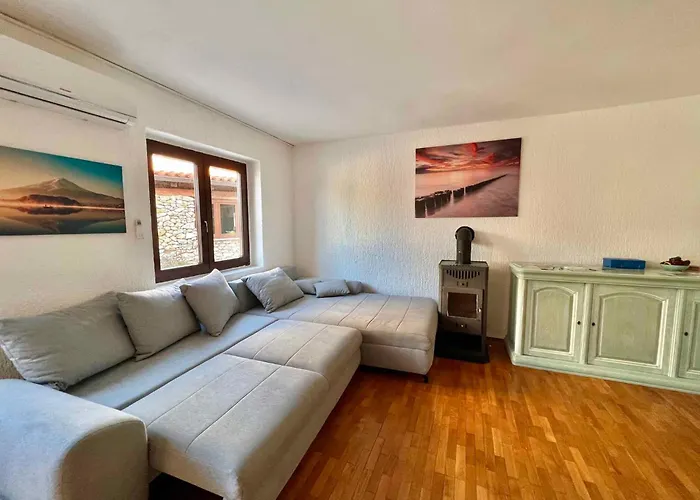 In 41512 別荘